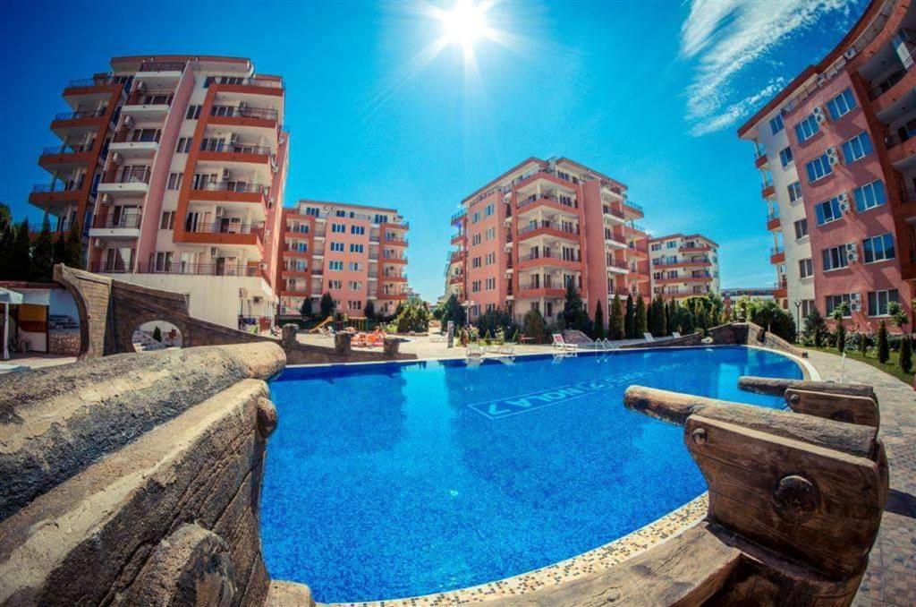 Apartman Ttt Бургас Екстериор снимка
