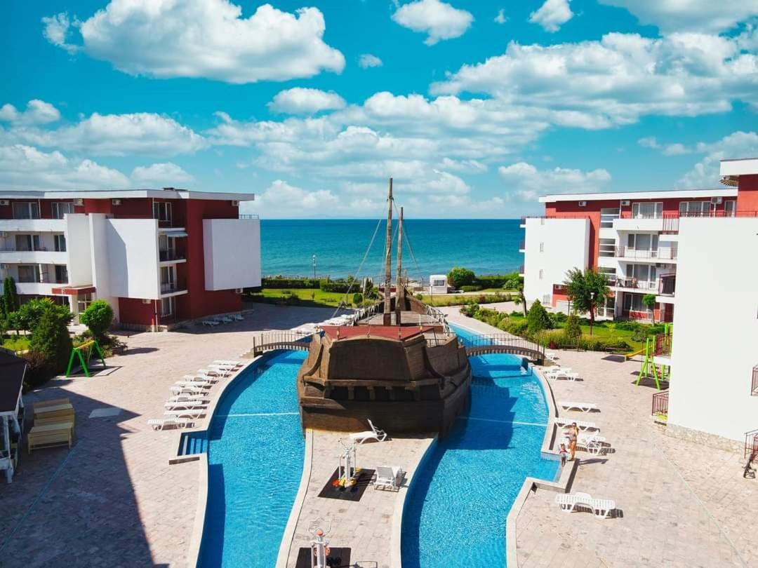Apartman Ttt Бургас Екстериор снимка