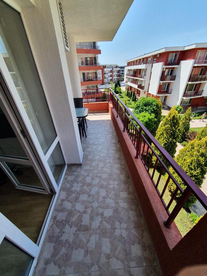 Apartman Ttt Бургас Екстериор снимка